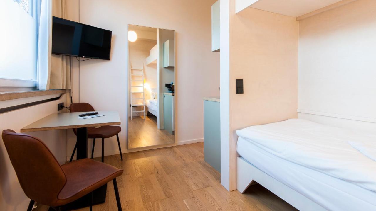 Room For Rent Унтерхахинг Экстерьер фото